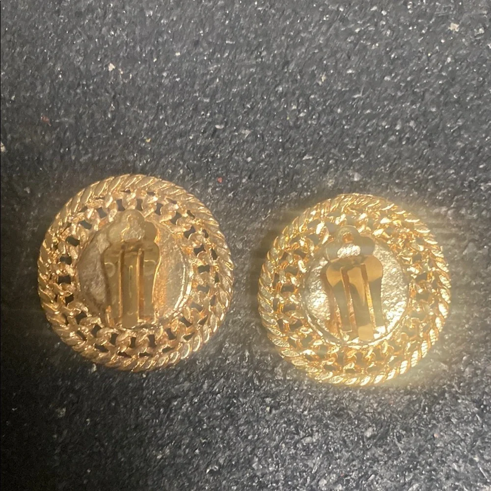 80s/90s Elegant Purple and Gold Clip Earrings
